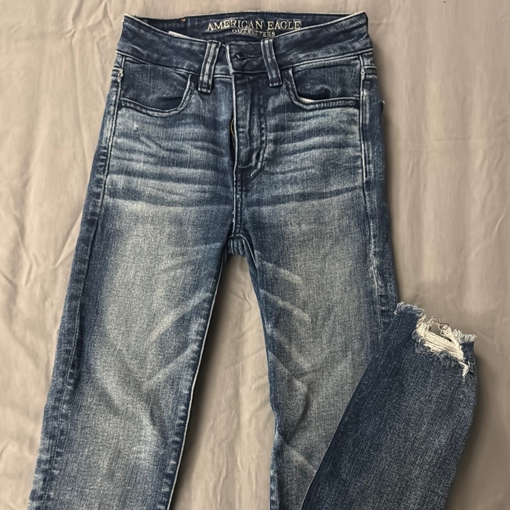American Eagle Women’s skinny Jeans